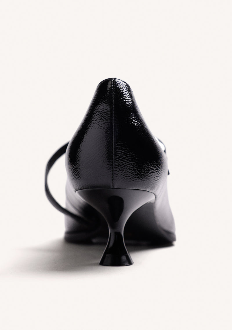 BLACK HEEL SHOES WITH JEWEL DETAIL