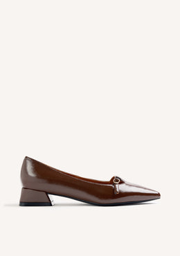 BROWN PATENT EFFECT HEEL SHOES