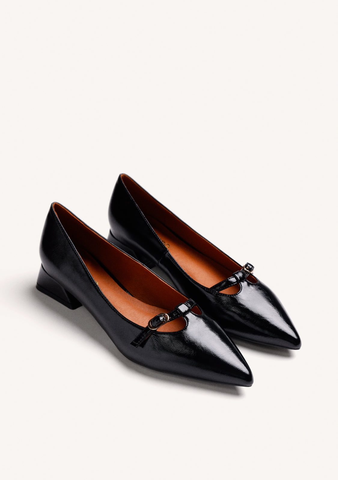 BLACK PATENT EFFECT HEEL SHOES