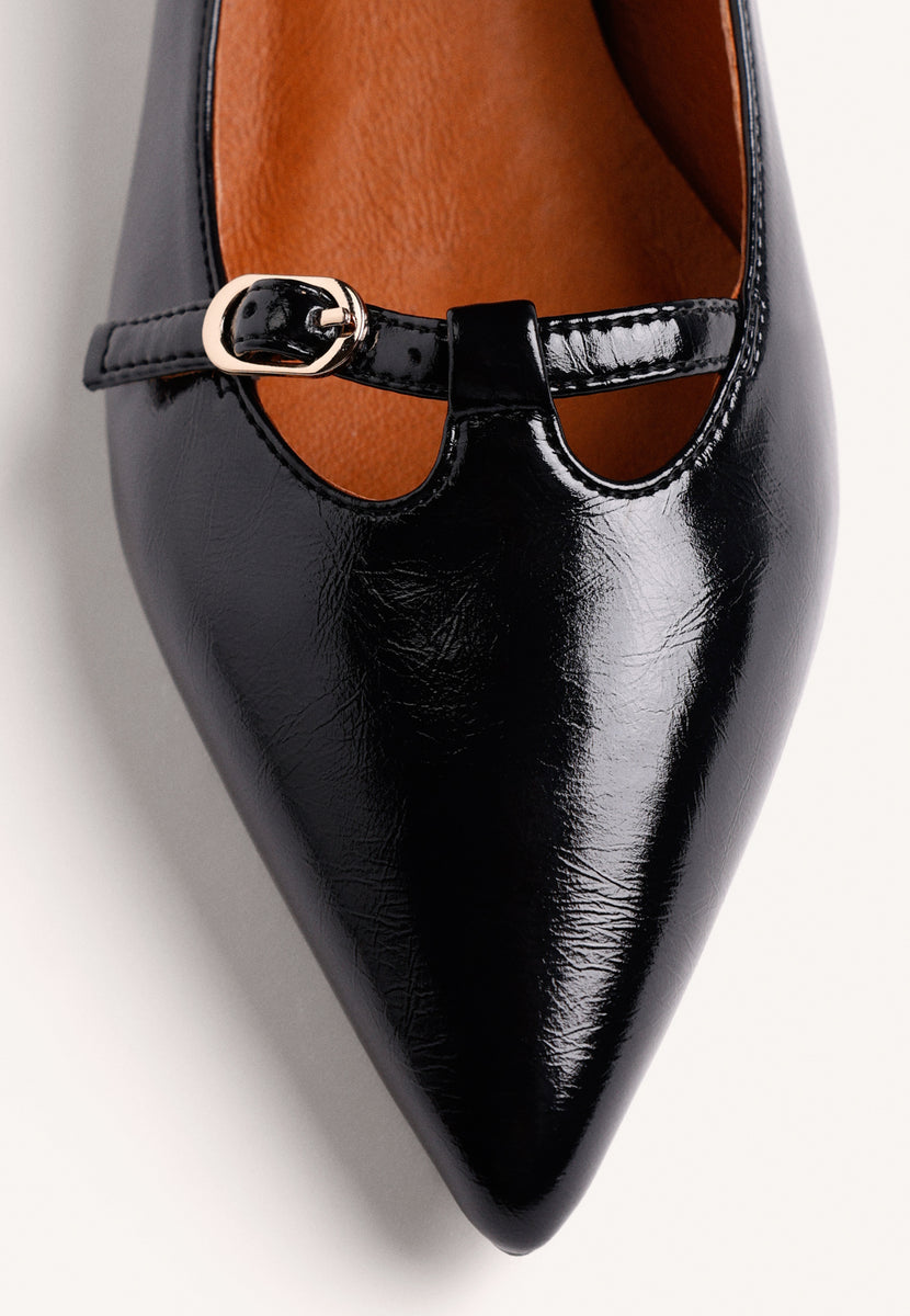 SCARPE CON TACCO NERE EFFETTO VERNICE