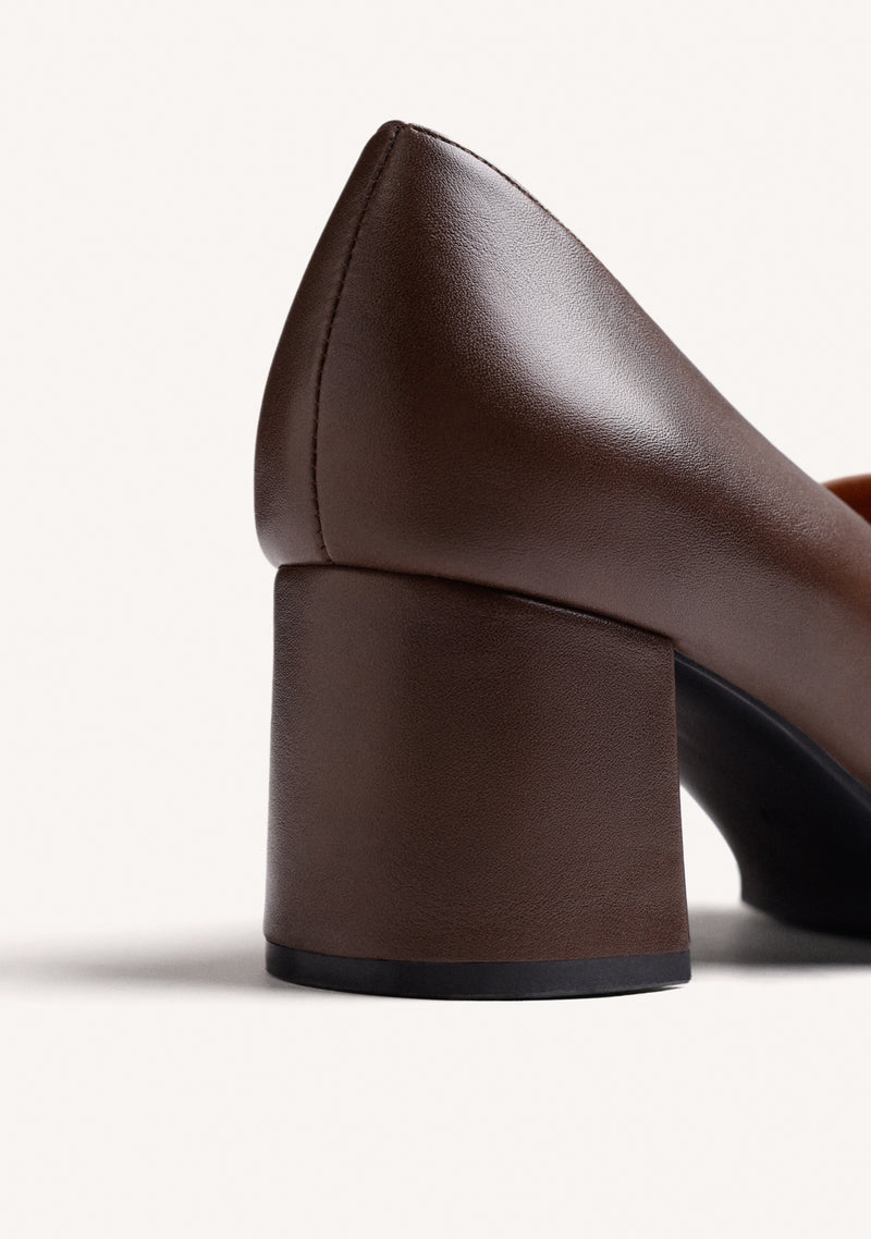 BROWN HEEL SHOES
