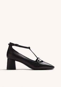 SCARPE CON TACCO NERE