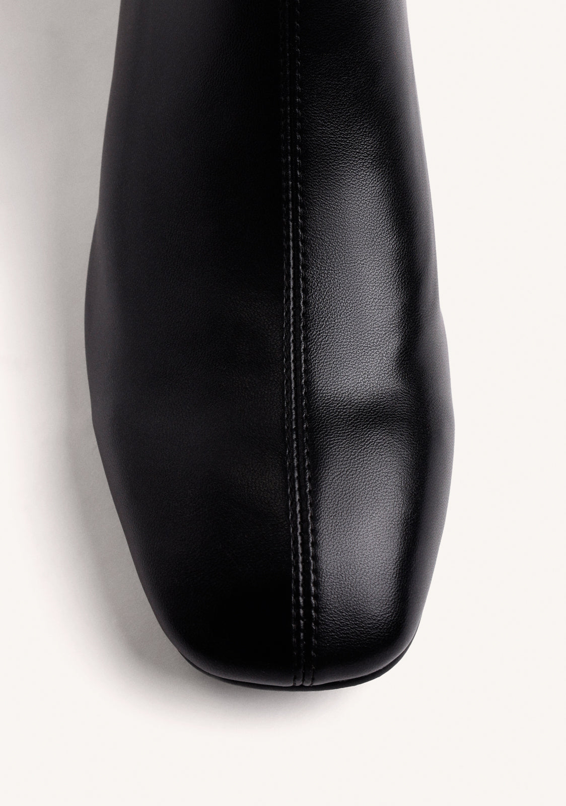 BLACK ELASTIC KITTEN ANKLE BOOTS