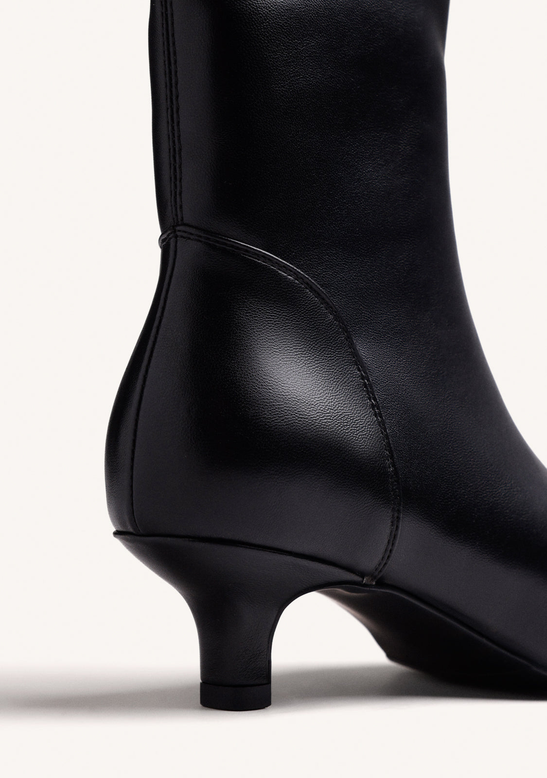 BLACK ELASTIC KITTEN ANKLE BOOTS