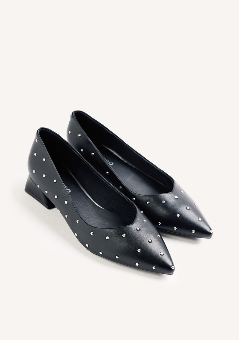 BLACK STUDDED HEEL SHOES