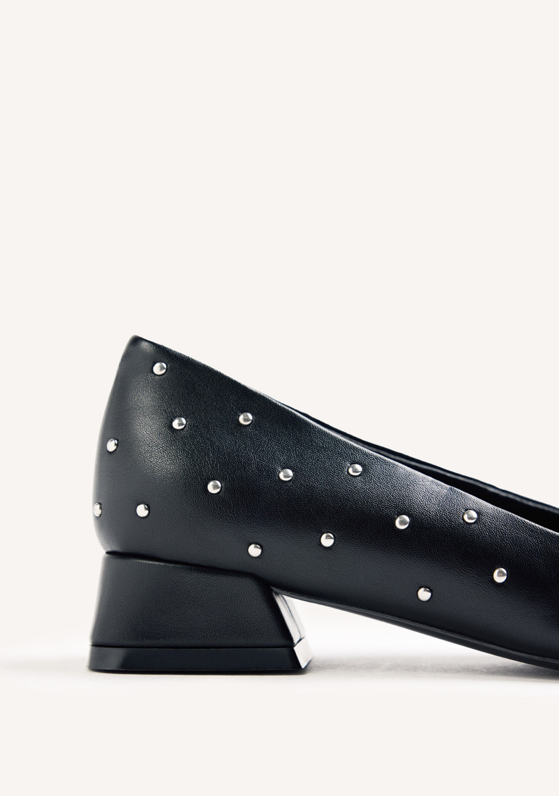 BLACK STUDDED HEEL SHOES