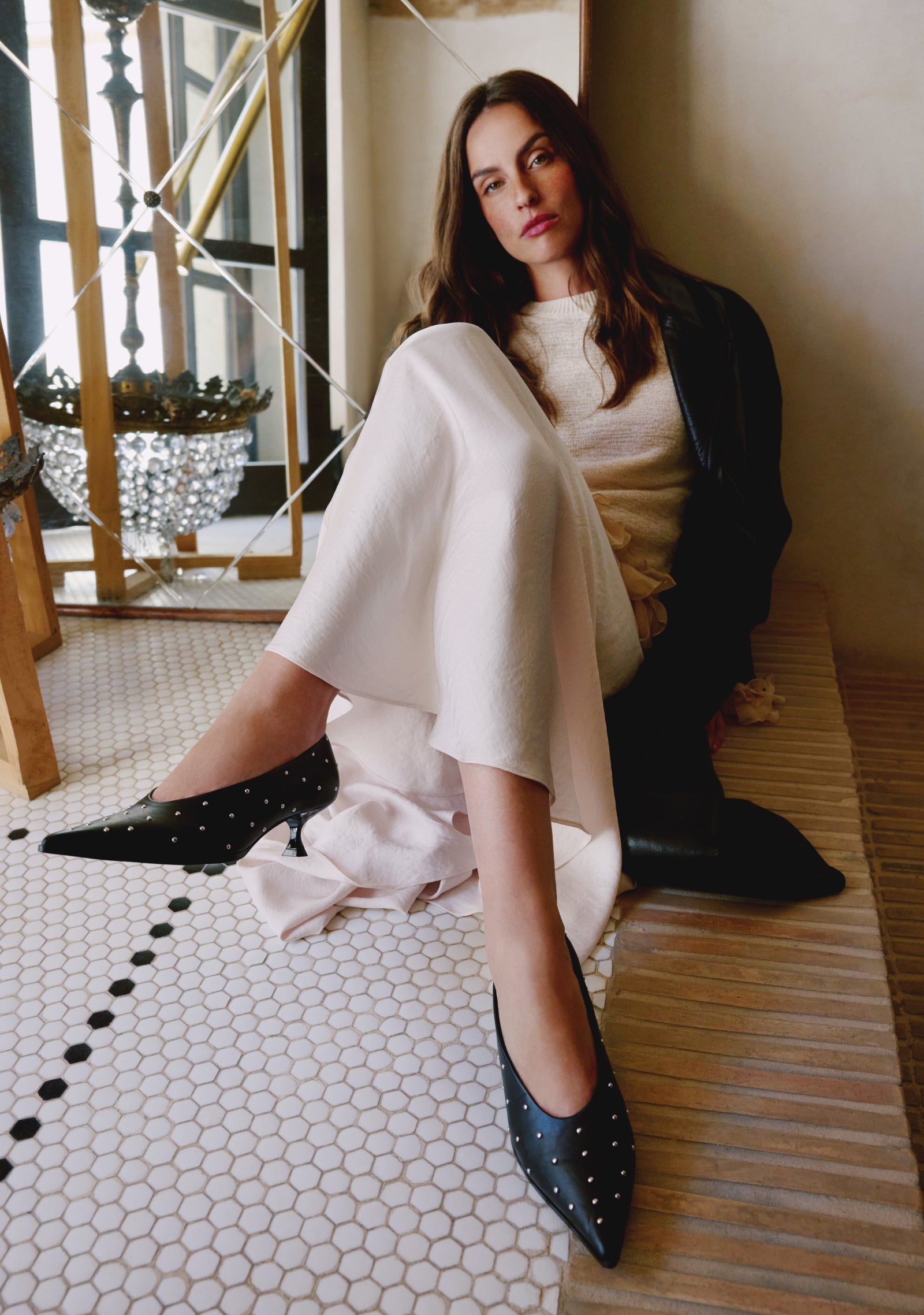 SCARPE TACCO NERE CON BORCHIE