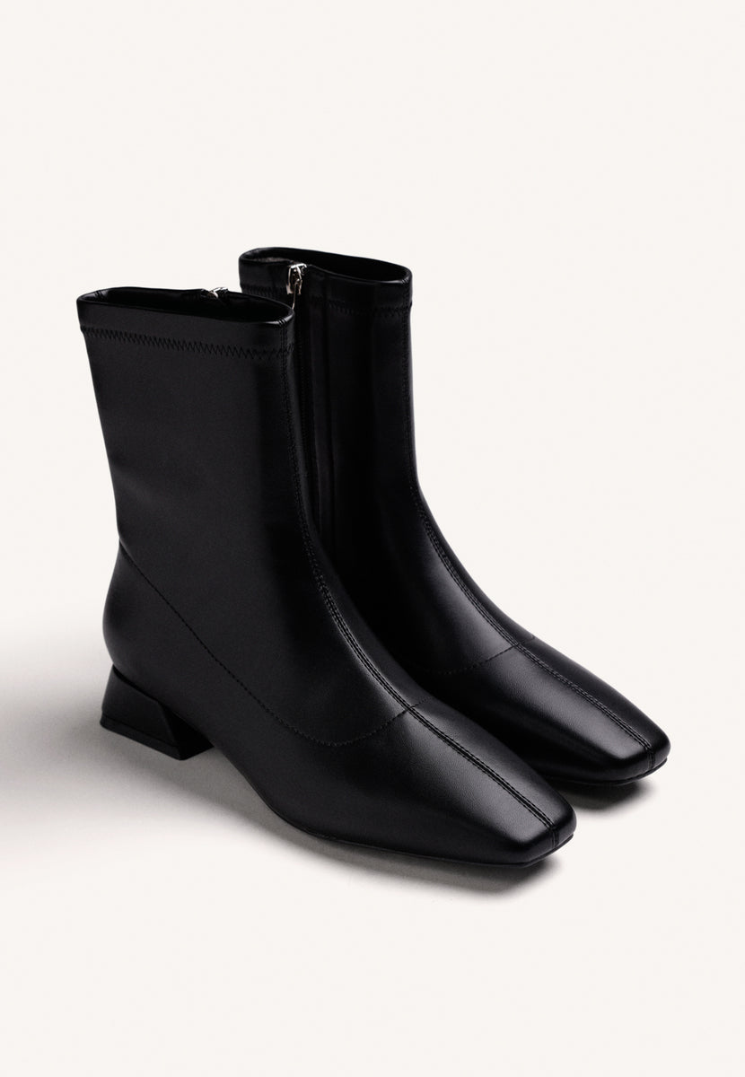 BLACK ELASTIC ANKLE BOOTS