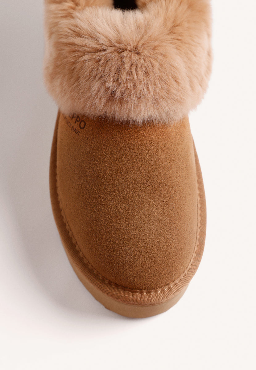BROWN LEATHER CLOGS