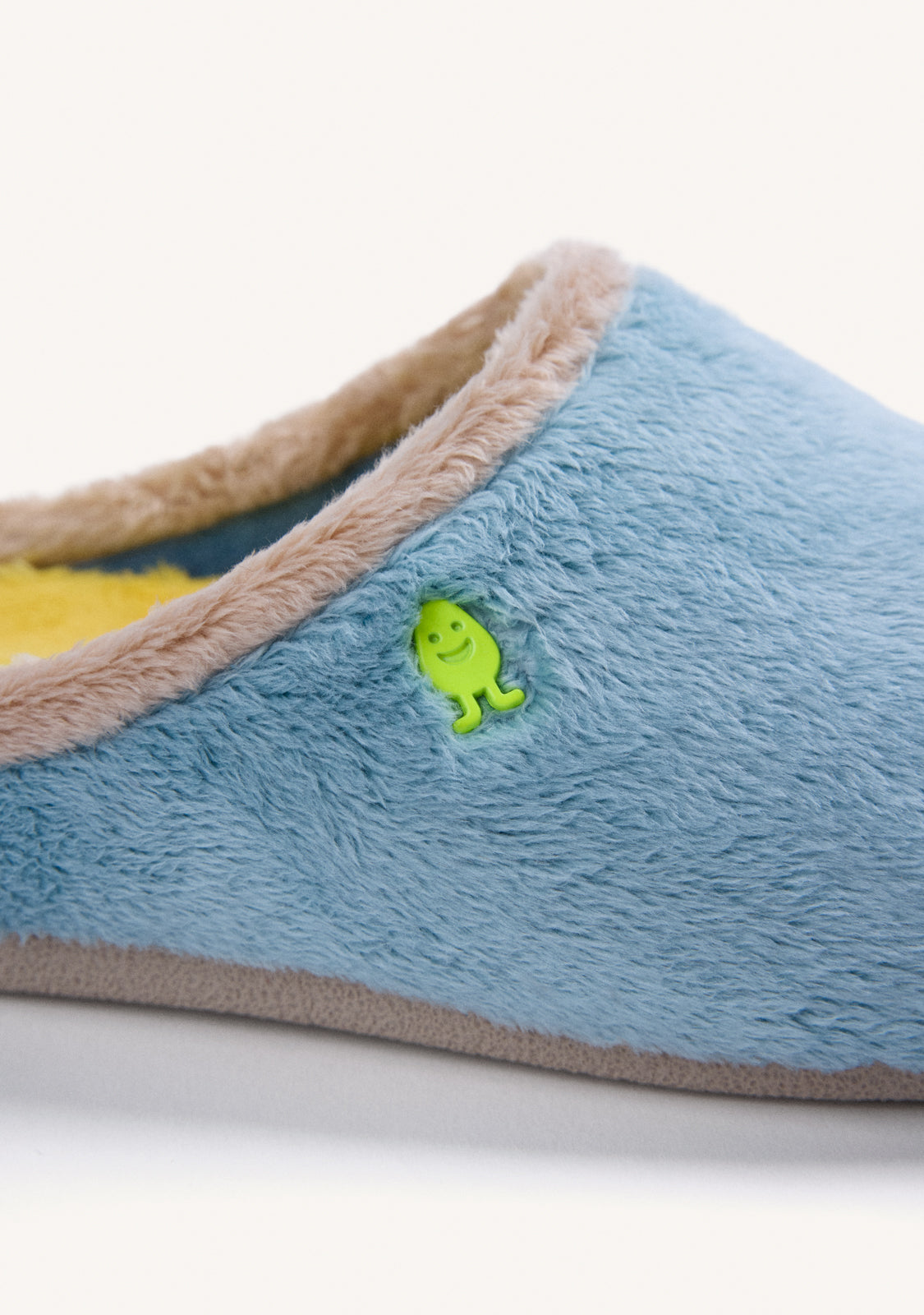 ZAPATILLAS DE CASA AZUL PELO