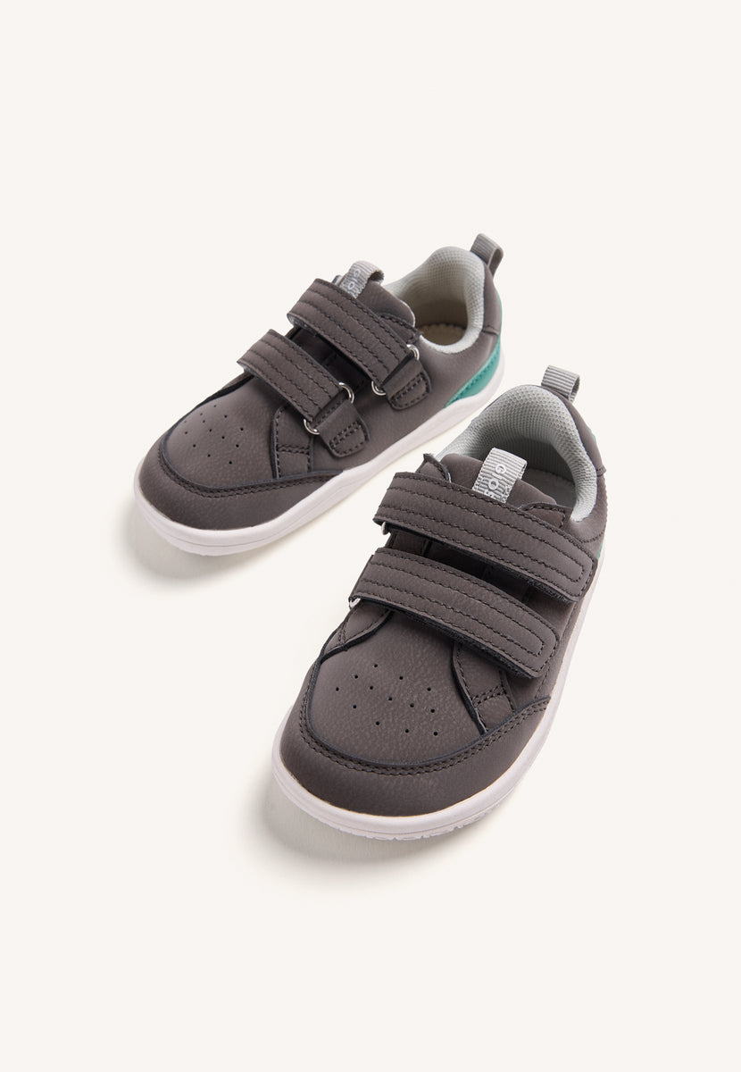 GREY BAREFOOT SNEAKERS