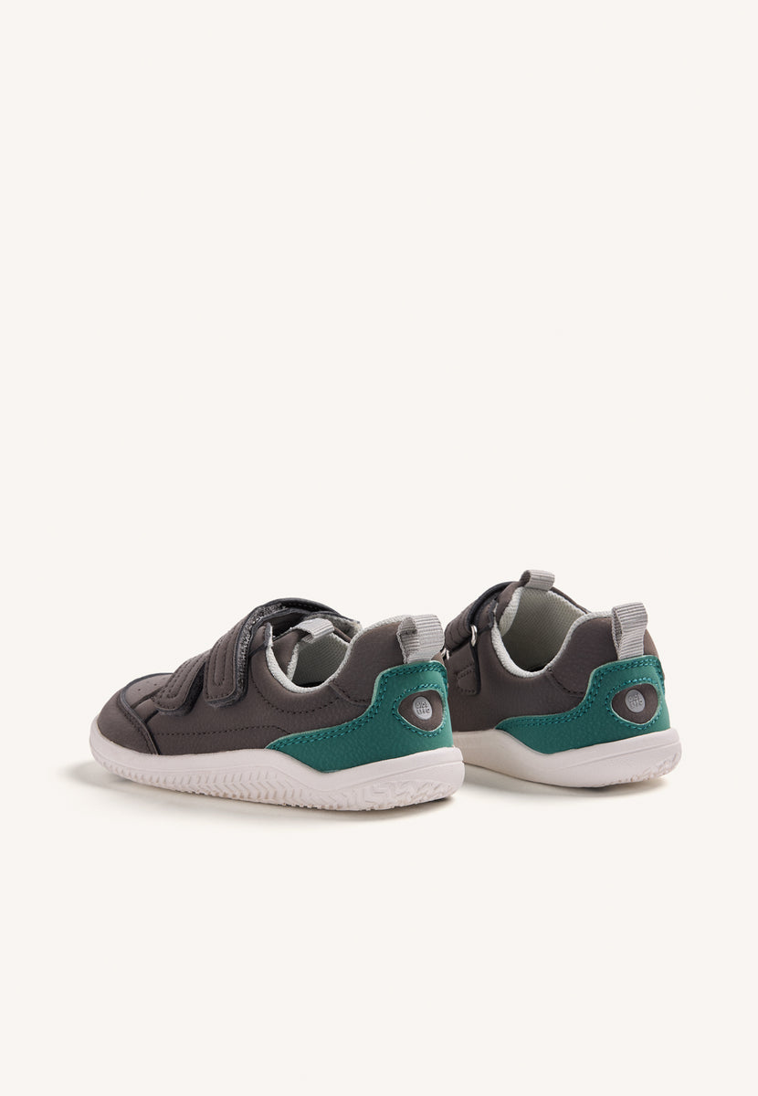 GREY BAREFOOT SNEAKERS