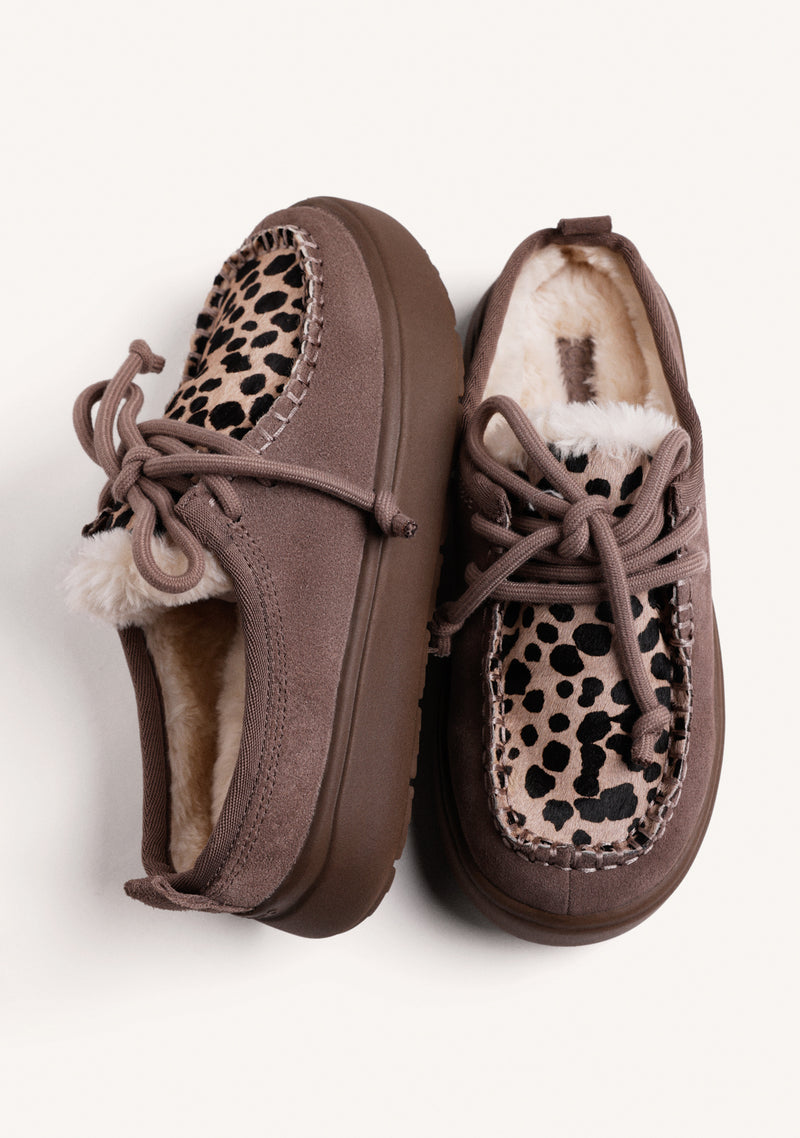 TAUPE SUEDE LEATHER ANIMAL PRINT CLOGS