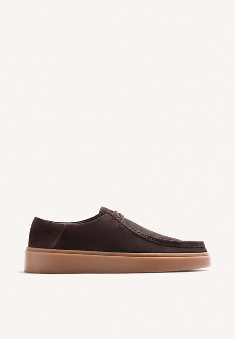 BROWN WALLABEE LEATHER SHOES