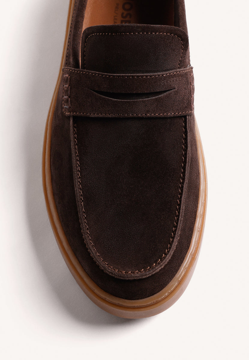 BROWN WALLABEE LEATHER LOAFERS