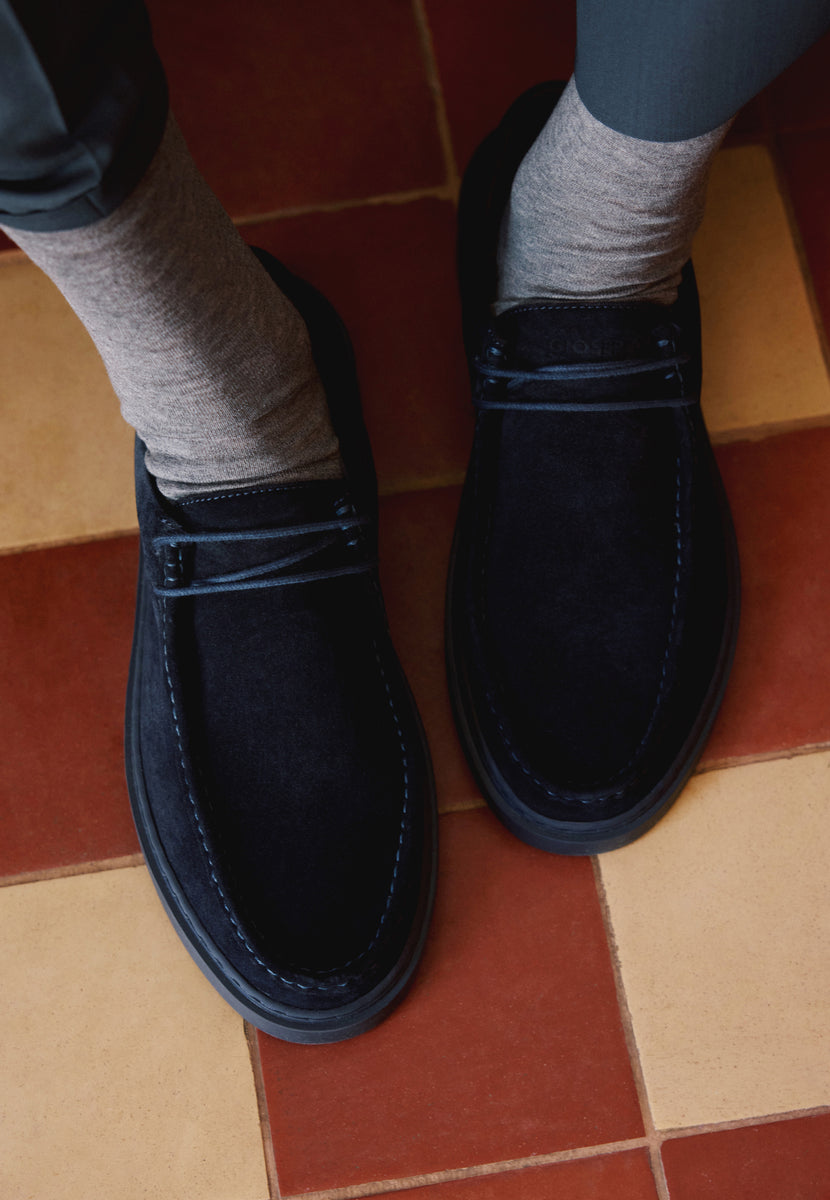 BLUE WALLABEE LEATHER SHOES