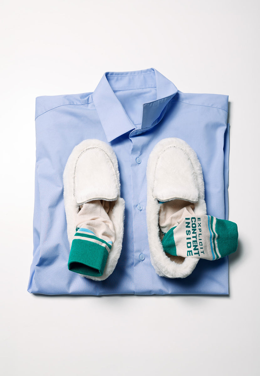 CHAUSSURES D'INTÉRIEUR BLANCHES TYPE MOCASSINS EN FOURRURE