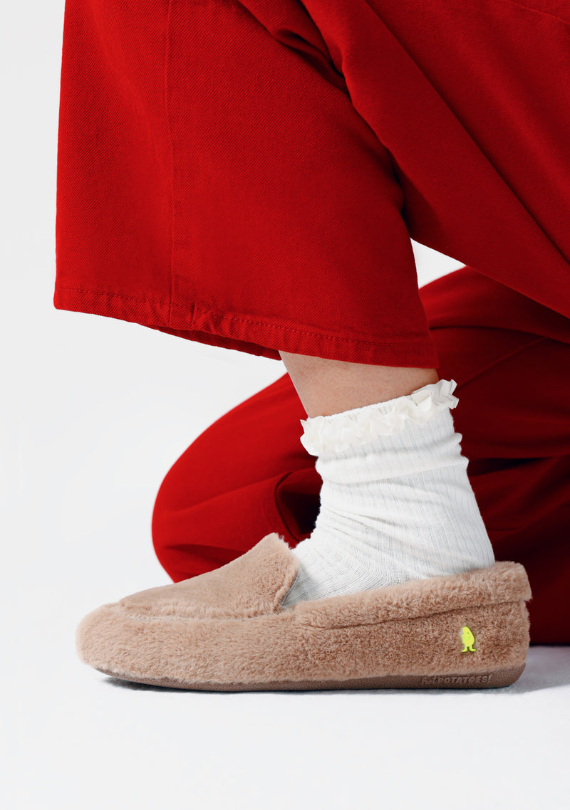 TAUPE HOUSE SLIPPERS MOCASSIN STYLE WITH FUR