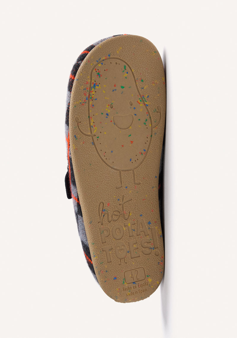GREY HOUSE SLIPPERS CLOG-STYLE WITH FUR