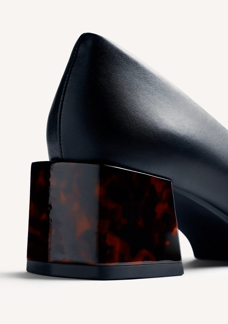 ELEGANT BROWN HEEL SHOES