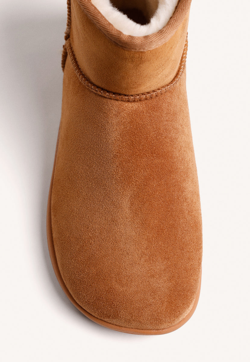 AUSTRALIAN BAREFOOT LEATHER BOOTS