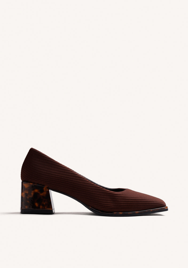 SAPATOS DE SALTO MARROM