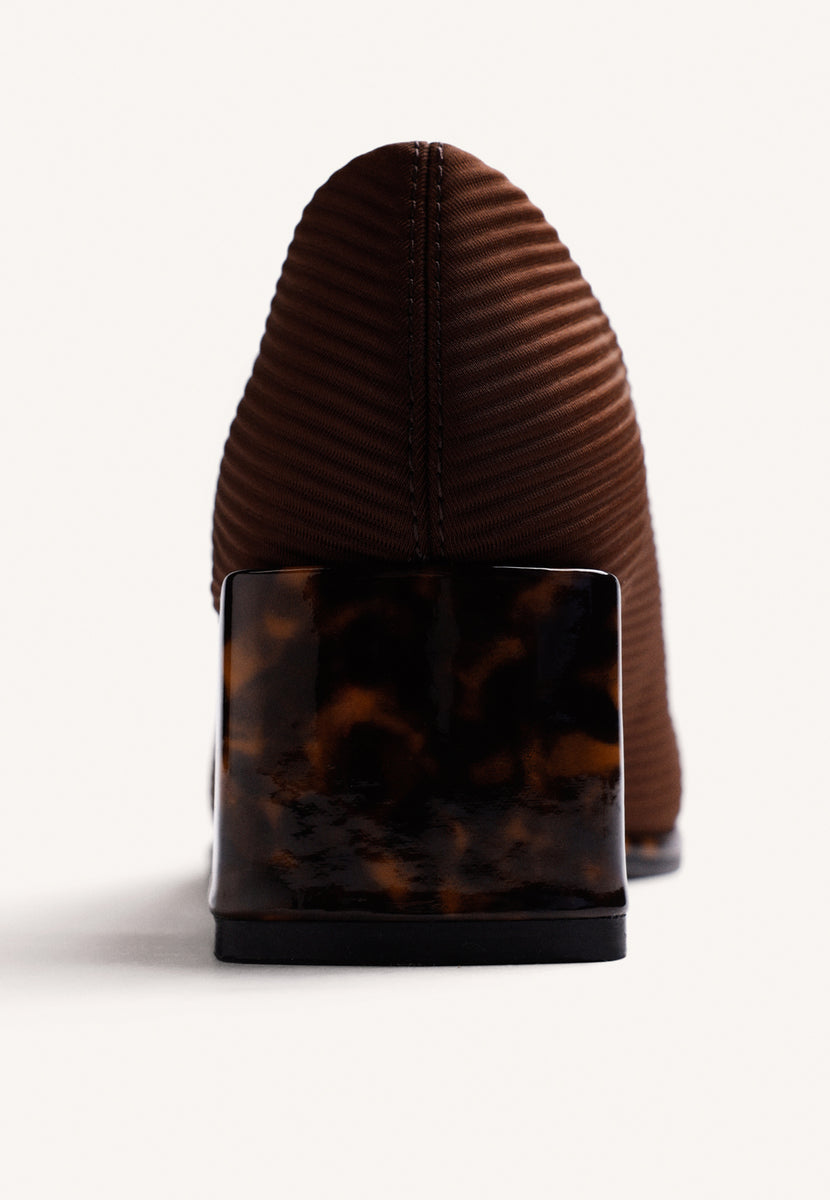 BROWN HIGH HEELS