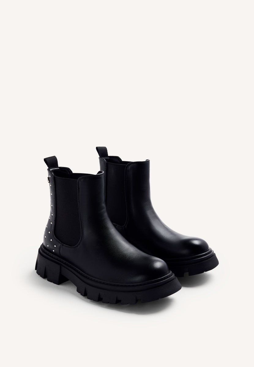 SUEDE BOOTS WITH ZIPPER