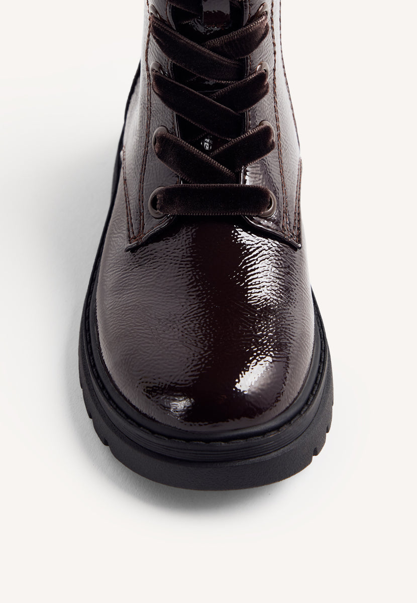 BROWN PATENT EFFECT BOOTS