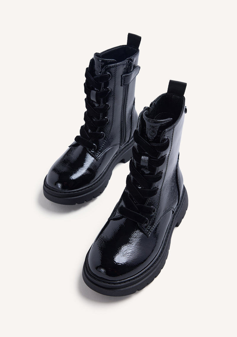 BLACK HEART BOOTS