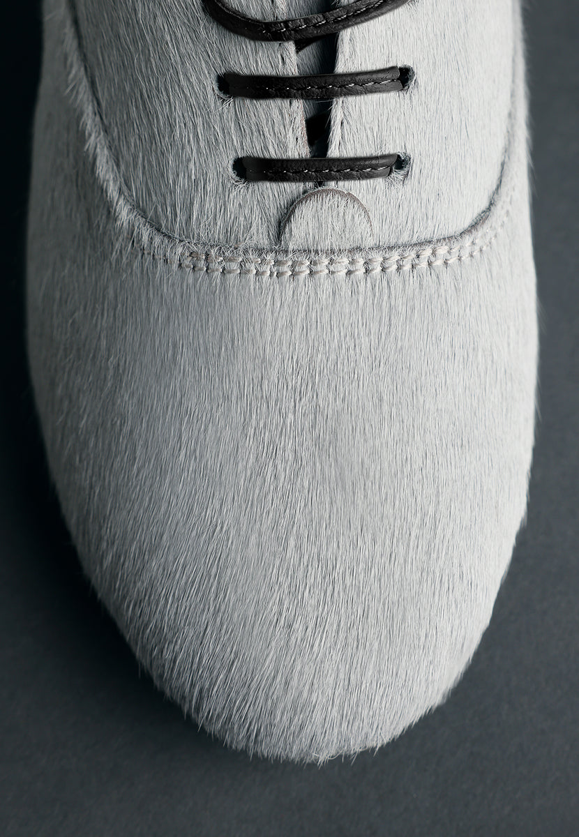 GREY LEATHER FLAT SHOES BY MELYSSA PINTO