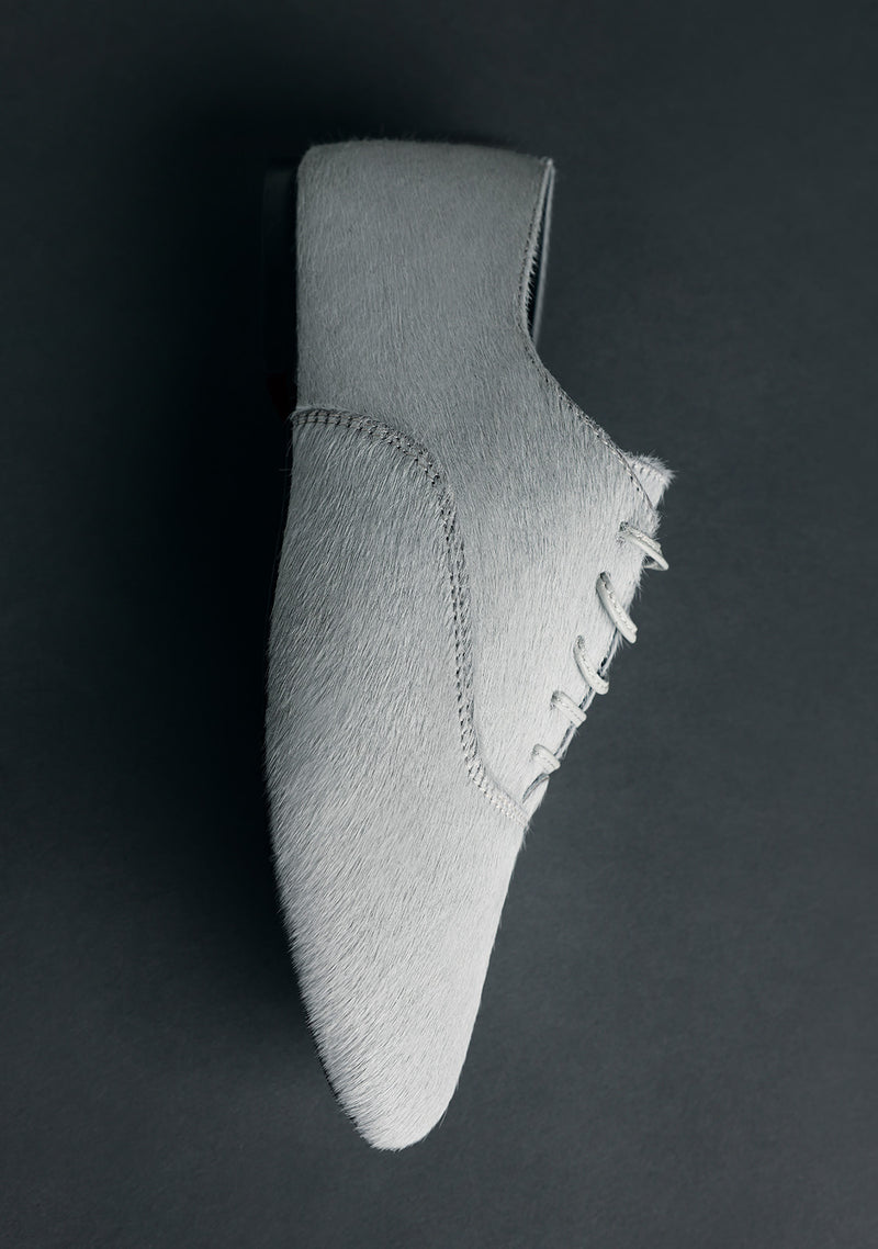 GREY LEATHER FLAT SHOES BY MELYSSA PINTO
