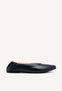 BAILARINAS DE PIEL COLOR NEGRO CON PUNTA FINA Y TALÓN FRUNCIDO PARA MUJER
