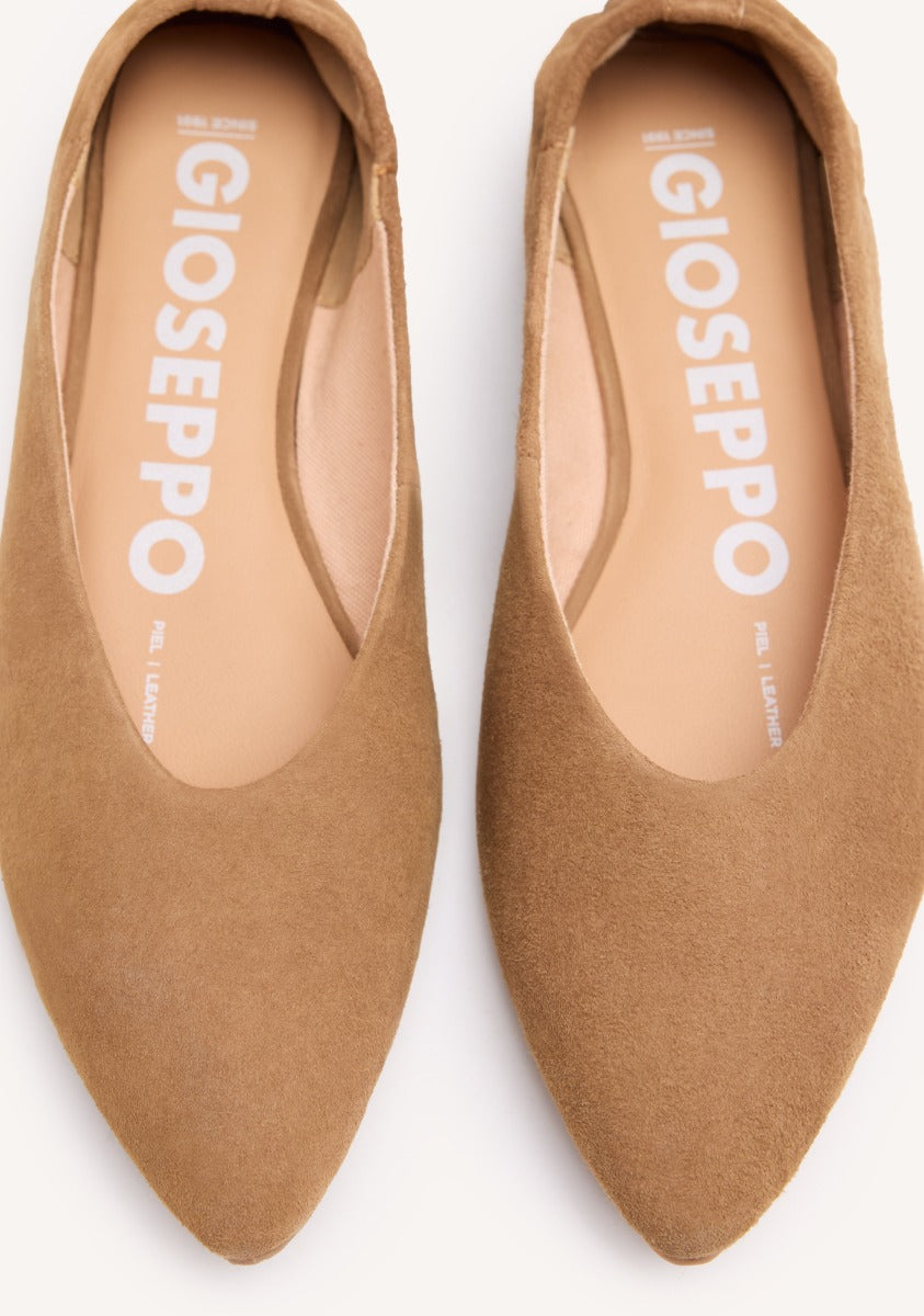 BAILARINAS DE PIEL COLOR CUERO CON PUNTA FINA Y TALÓN FRUNCIDO PARA MUJER