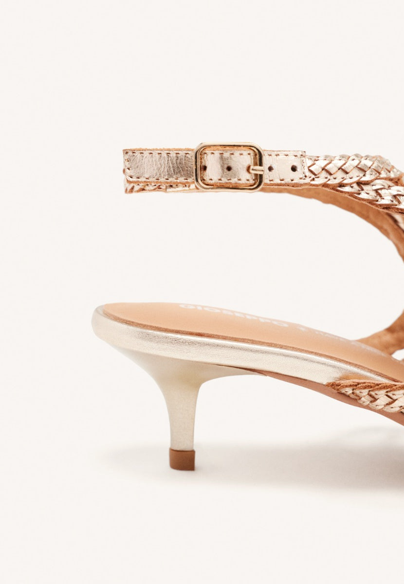 SANDALIAS PIEL TRENZADA