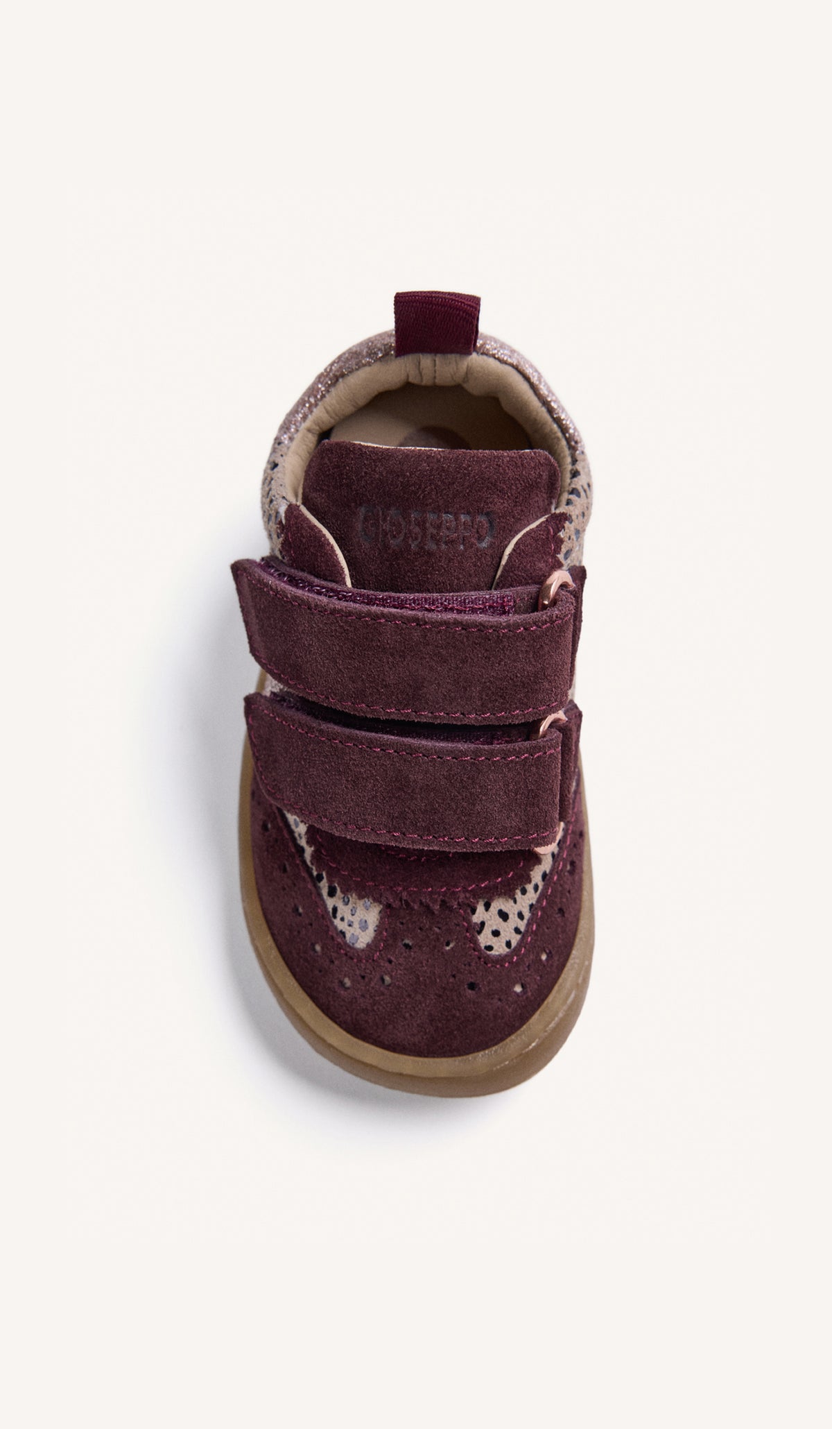 Wide toe box