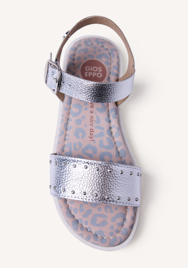 SANDALIAS PIEL BRILLO Y TACHAS CABERFAE