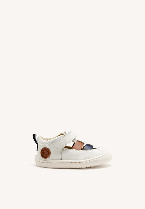 WHITE CRAB-STYLE SANDALS WITH COLOR ACCENTS AND ADJUSTABLE CLOSURES FOR BABIES POREC