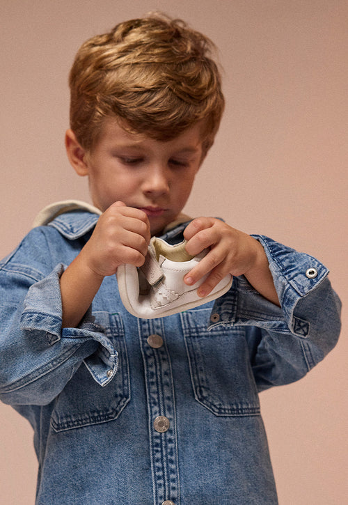 WHITE BASKETS WITH ADJUSTABLE CLOSURES FOR BOYS AND GIRLS SKRADIN