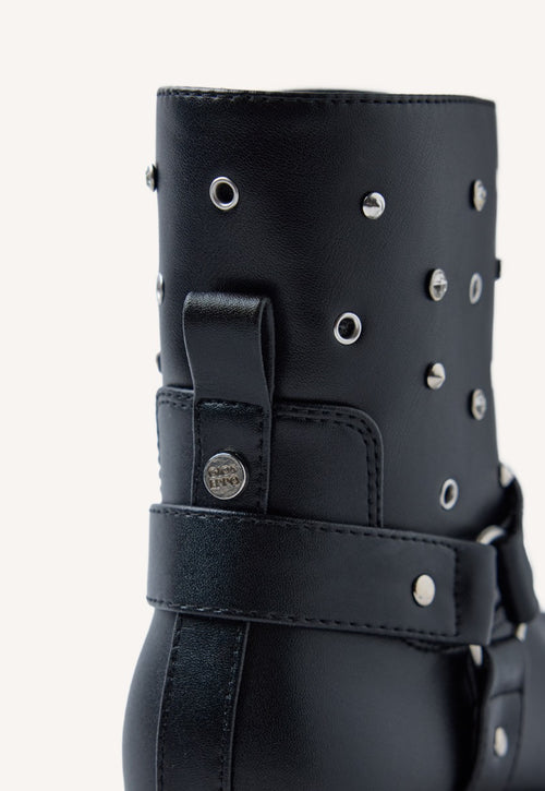 STUD AND EYELET BOOTS AKELEY