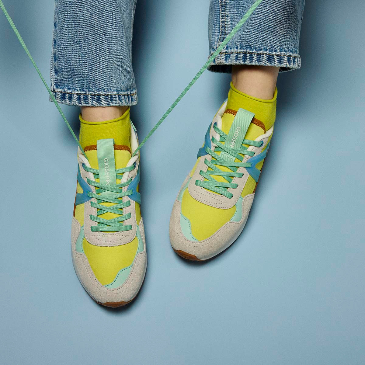 SCARPE DA GINNASTICA GIALLE CON DETTAGLI MULTICOLOR PER DONNA ADAIR