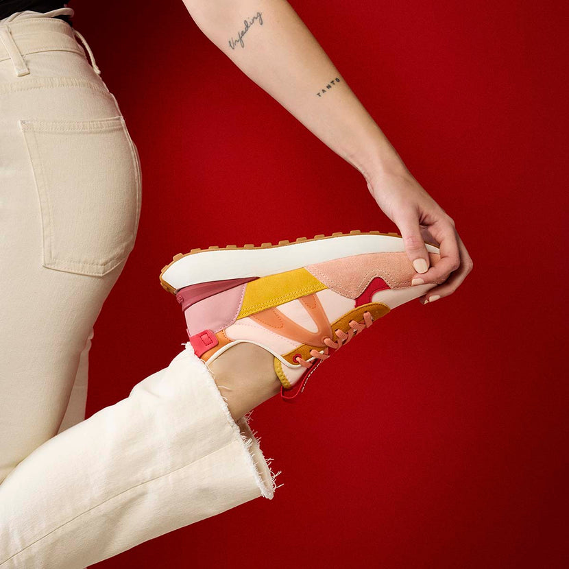 SNEAKERS ROSA CON DETALLES MULTICOLOR PARA MUJER ADAIR