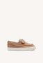 DEPORTIVO ESTILO NÁUTICO COLOR BEIGE CON ACENTOS DE COLOR PARA NIÑO Y NIÑA SLATINA
