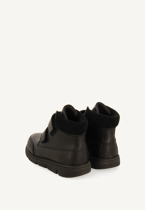 LEATHER SCHOOL SHOES SAUNTE