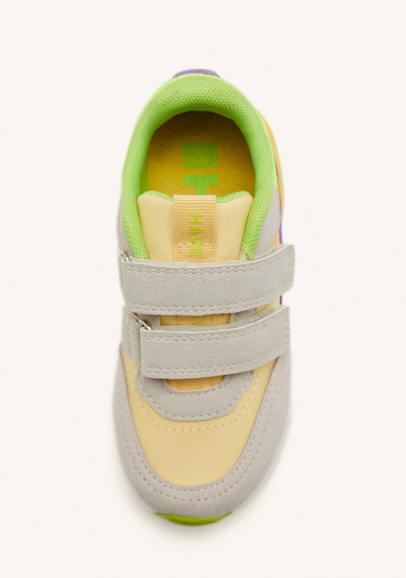 ZAPATILLAS RETRO PIEL SAUKVI