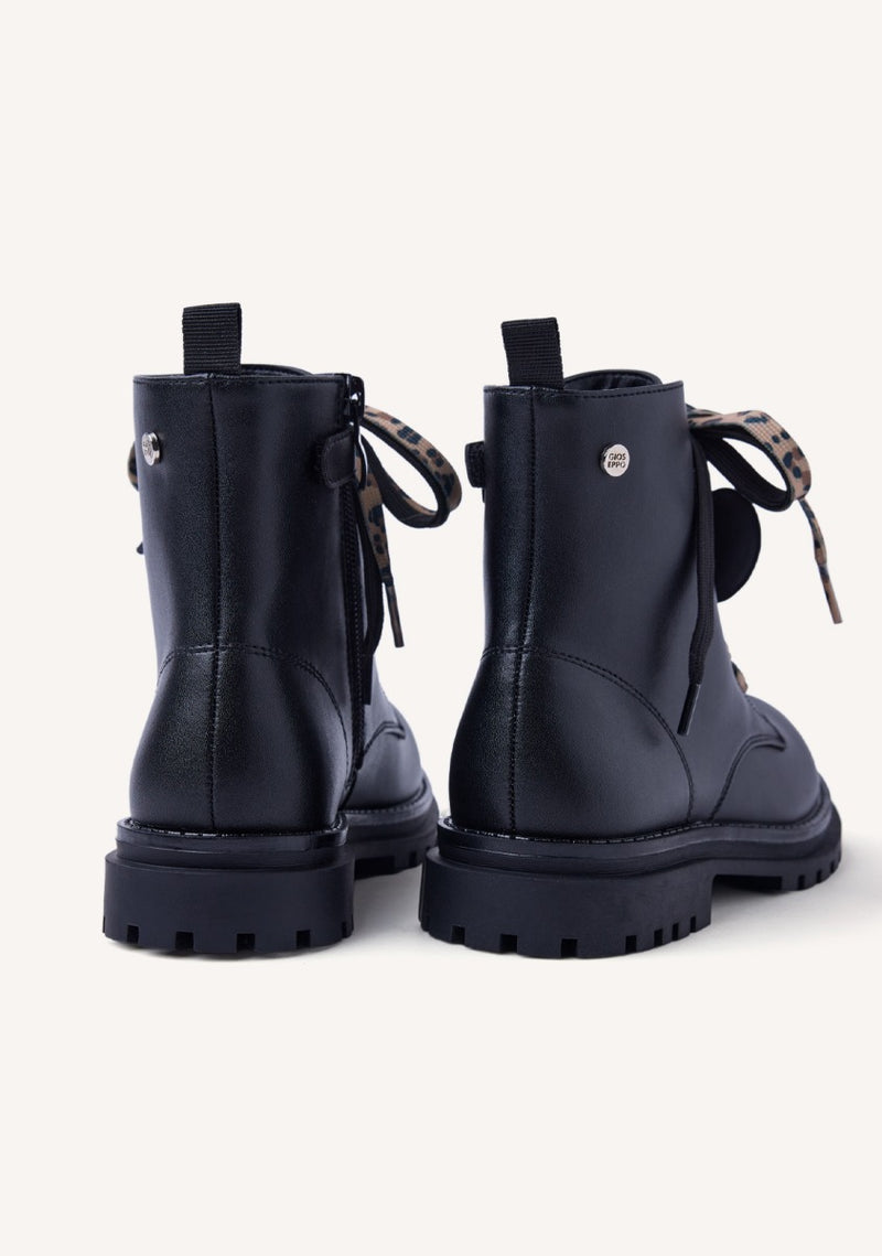 BOTAS FLOR MULLIKEN