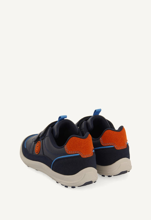 BASKET STYLE SPORTS SHOES