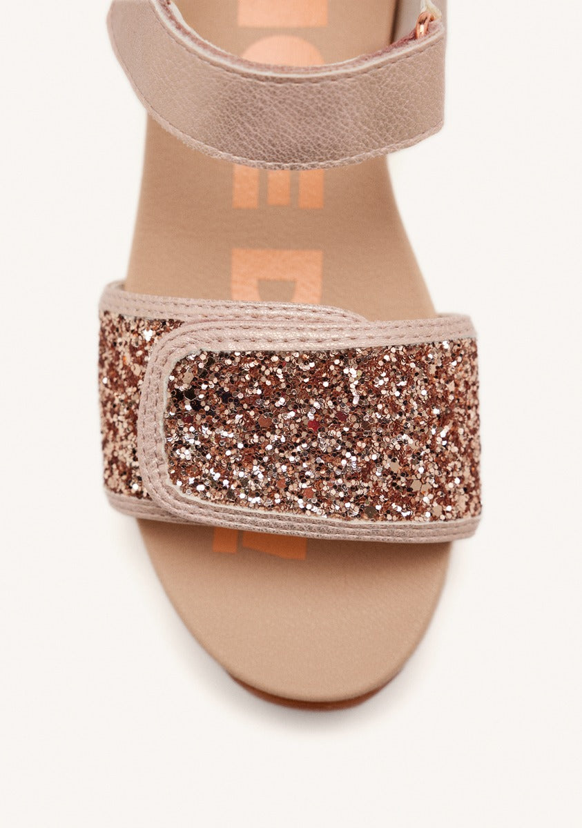 SANDALIAS BRILLO STOW