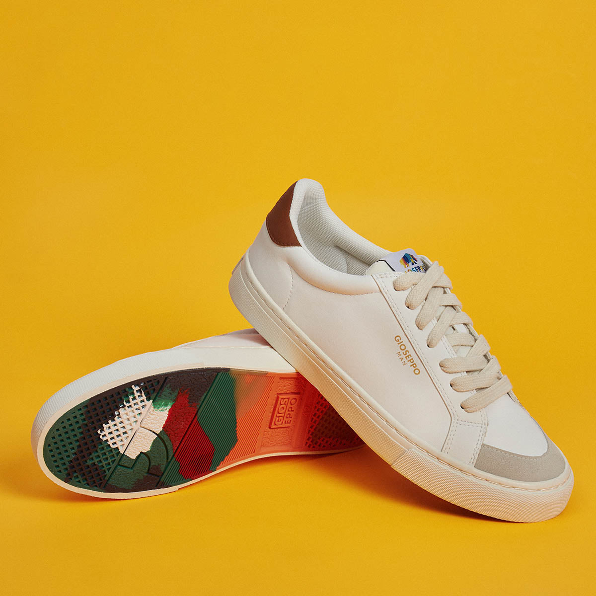 Sneakers bianche con dettagli in color cuoio per uomo roujan