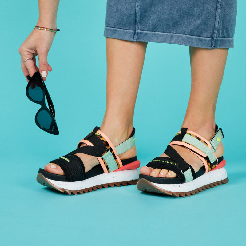 Semarang women's sporty leopard-print sandals